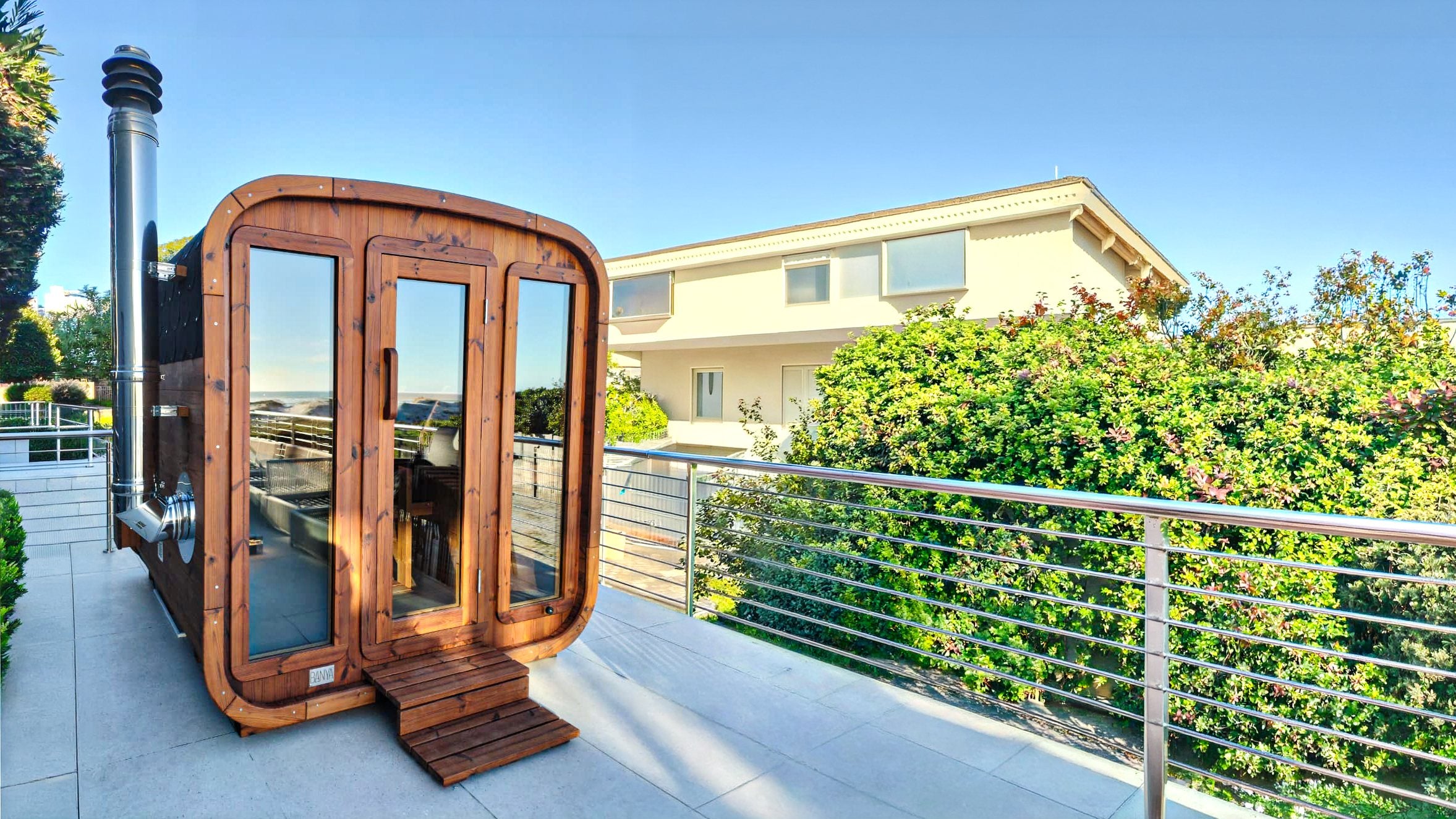 A BANYA Cube on a patio